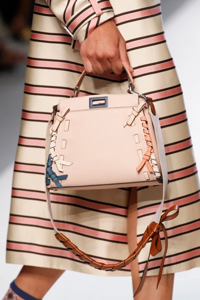 Look 73